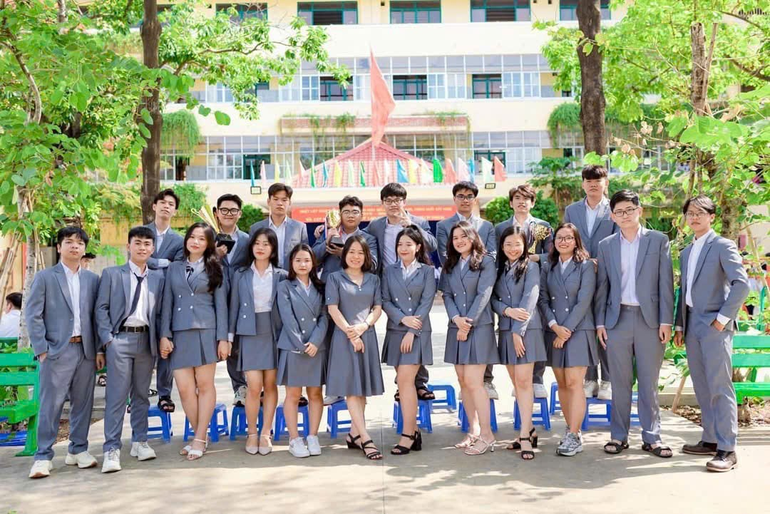 Đồng phục trường Ngôi Sao